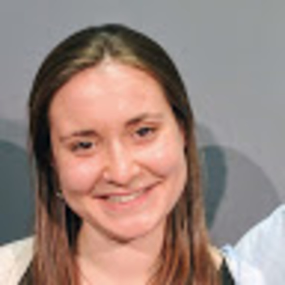 Meet your Posher, Caroline - Picture 1 of 1